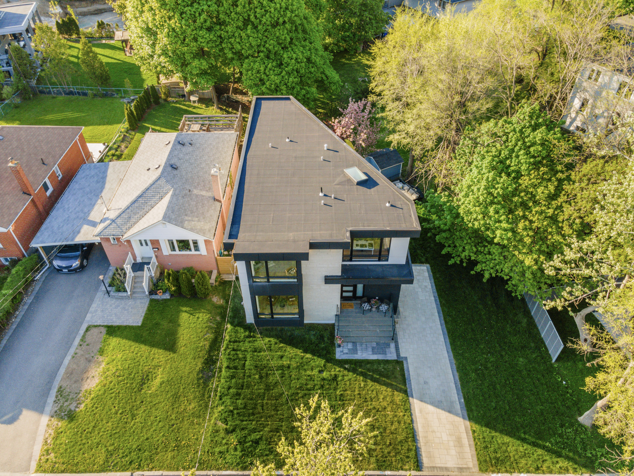 Building on a Challenging Lot in Toronto